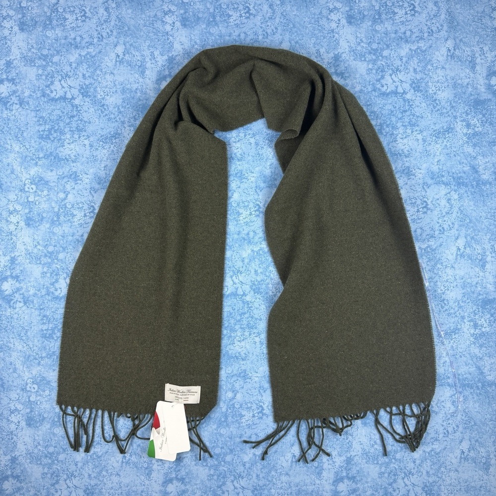NWT Italian Woollen Treasures 100% Wool Made In Italy Olive Green Scarf